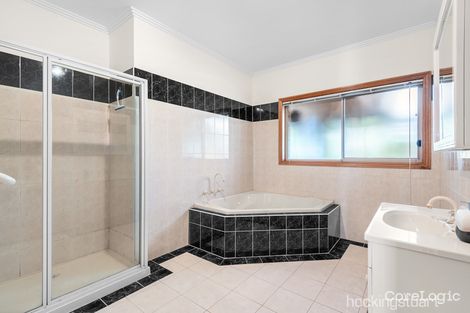 Property photo of 1 Robert Court Kurunjang VIC 3337