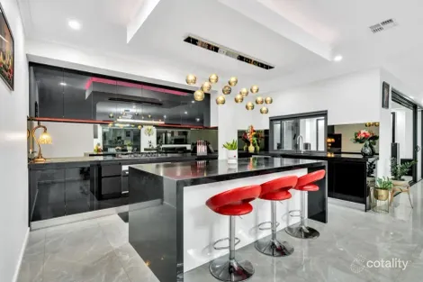 Property photo of 92 Spearmint Boulevard Manor Lakes VIC 3024