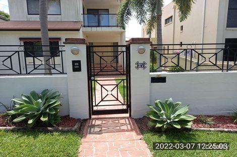 Property photo of 27 Prospect Street Wynnum QLD 4178