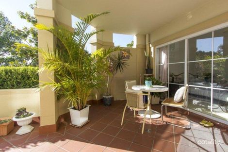 Property photo of 2/28 Mortimer Lewis Drive Huntleys Cove NSW 2111