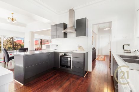 Property photo of 201 Browning Street Bathurst NSW 2795