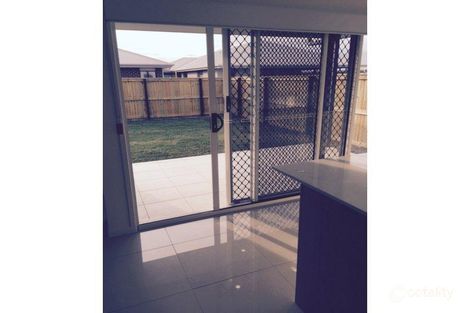 Property photo of 94 Haslewood Crescent Meridan Plains QLD 4551