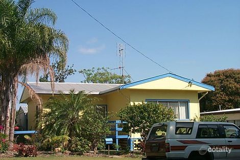 17 Hervey St, Scarness, QLD 4655