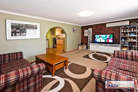 Property photo of 10 Walkington Way Eden Hill WA 6054