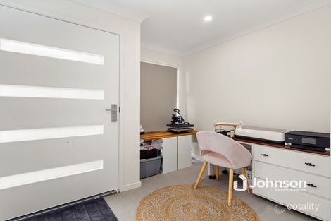 Property photo of 17 Tasman Crescent Logan Reserve QLD 4133