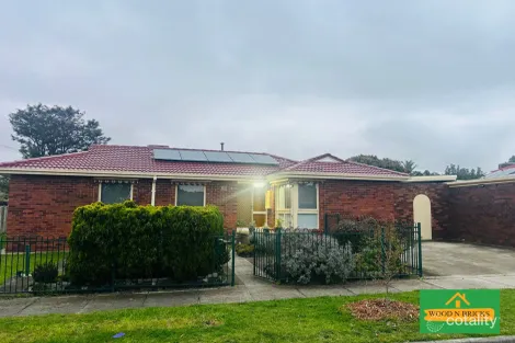 16 Dyer Ct, Clarinda, VIC 3169