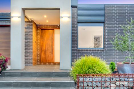 Property photo of 121 Golf View Drive Craigieburn VIC 3064