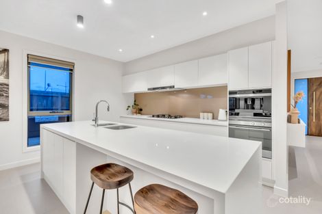 Property photo of 121 Golf View Drive Craigieburn VIC 3064