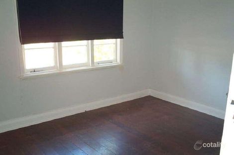 Property photo of 10 New Street York WA 6302