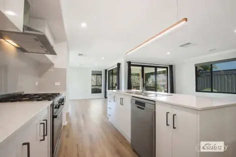 Property photo of 131 Streets Road Leneva VIC 3691