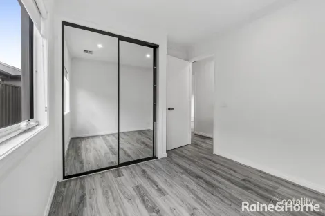 Property photo of 36 Crossmount Drive New Gisborne VIC 3438