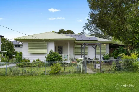 23 Russell St, Silkstone, QLD 4304