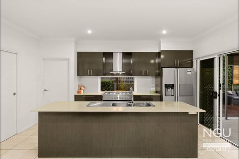 Property photo of 73 Waterside Drive Springfield Lakes QLD 4300