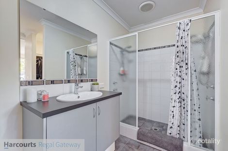 Property photo of 20 Caterpillar Road Success WA 6164