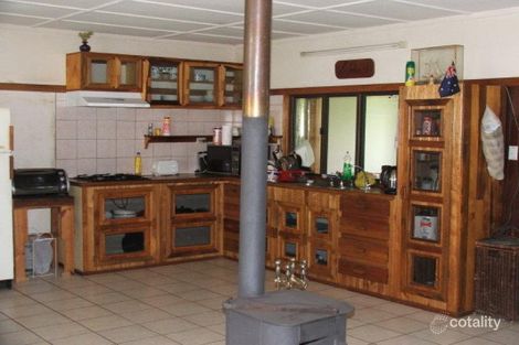 Property photo of 35 Anzac Avenue Millstream QLD 4888