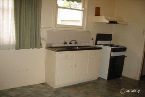 Property photo of 16 St Leonards Close Noble Park VIC 3174