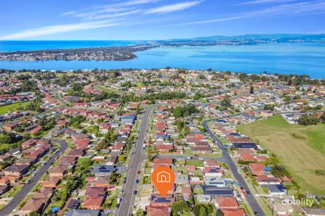 48 Weringa Ave, Lake Heights, NSW 2502