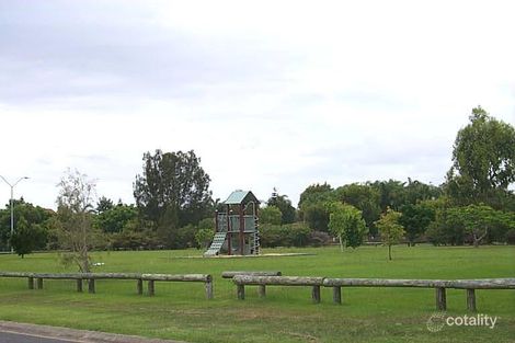 2 Drayton Tce, Mermaid Waters, QLD 4218