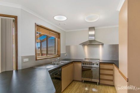 Property photo of 2/1 Heyington Circle Narre Warren VIC 3805