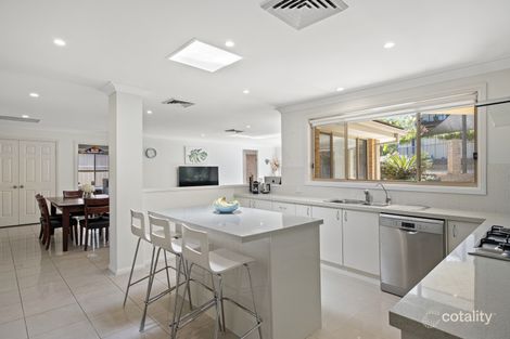 Property photo of 11 Bellbower Close Green Point NSW 2251