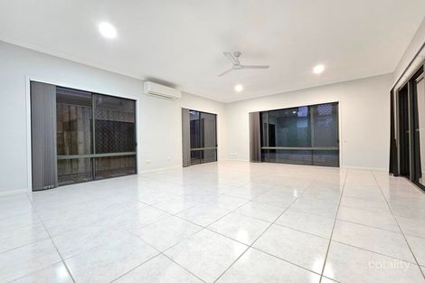 Property photo of 5 Waters Close Hope Island QLD 4212