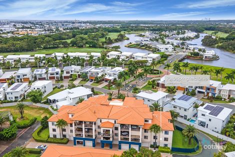 10/7010 Phoenix Palms Dr, Hope Island, QLD 4212