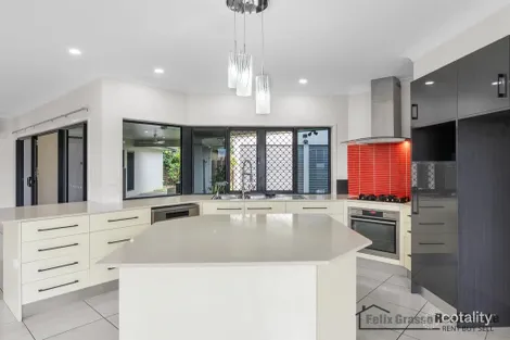 4 Densmore Cl, Bentley Park, QLD 4869