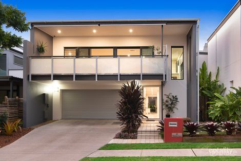 Property photo of 40 Waterline Crescent Bulimba QLD 4171