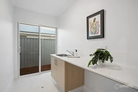 Property photo of 22 Putting Rise Northam WA 6401