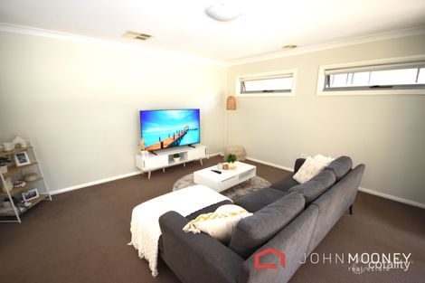 Property photo of 52 Messenger Avenue Boorooma NSW 2650