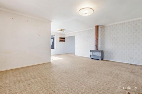 Property photo of 14 Eagle Avenue Kingsbury VIC 3083