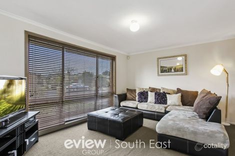 Property photo of 10 William Clarke Wynd Narre Warren South VIC 3805