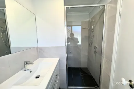 Property photo of 11B Tea Tree Way Thornlie WA 6108