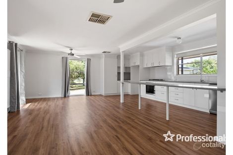 Property photo of 33 Lawrence Street Wodonga VIC 3690