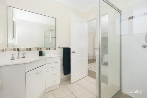 Property photo of 11 Baxendell Place Bushland Beach QLD 4818