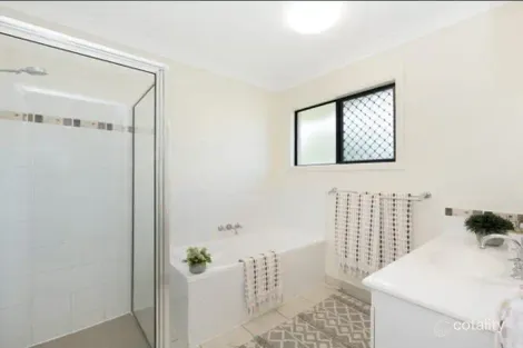 Property photo of 11 Baxendell Place Bushland Beach QLD 4818