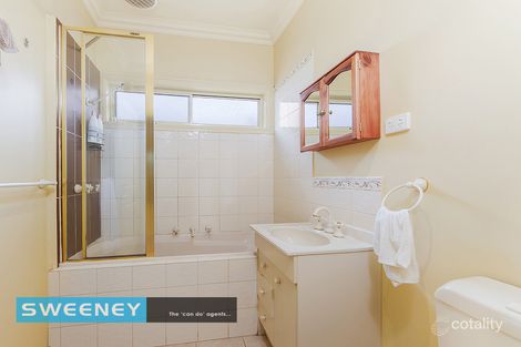 Property photo of 1/17 Sunhill Crescent Ardeer VIC 3022