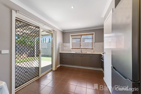 Property photo of 4/20-22 Roslyn Park Drive Harkness VIC 3337