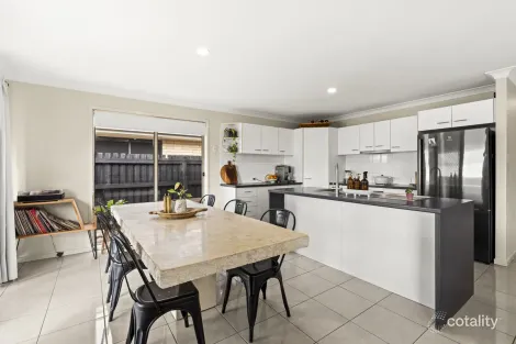 Property photo of 1/750 Boundary Street Glenvale QLD 4350