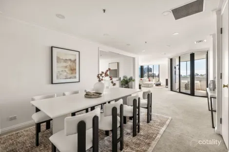 83 Spring St, Bondi Junction, NSW 2022