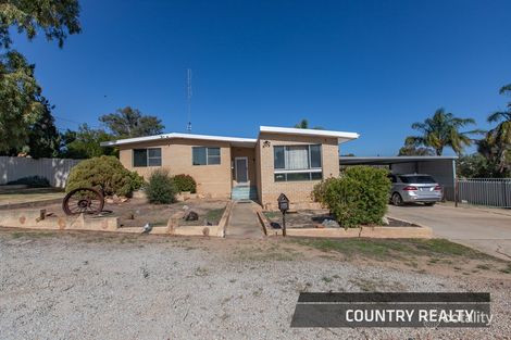 2 Brockman Ct, Northam, WA 6401