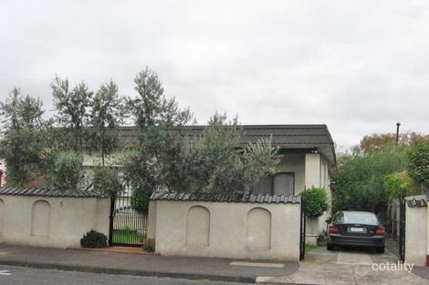 5 Marlton Cres, St Kilda, VIC 3182