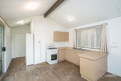 Property photo of 1 Tussock Elbow Banksia Grove WA 6031