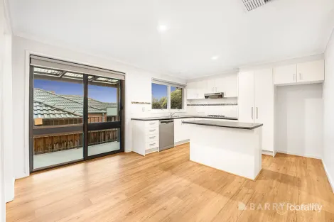 Property photo of 11 Sugarloaf Drive Chirnside Park VIC 3116