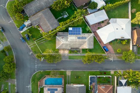 9 Jippi Ave, Southport, QLD 4215