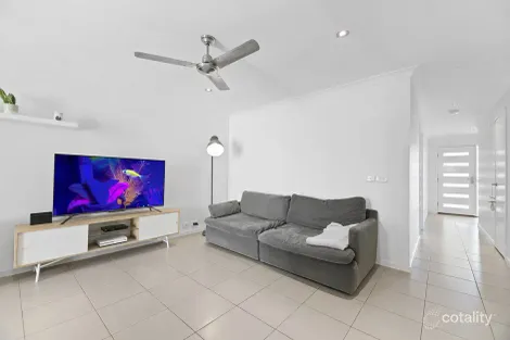 Property photo of 2/15 Collingrove Circuit Pimpama QLD 4209