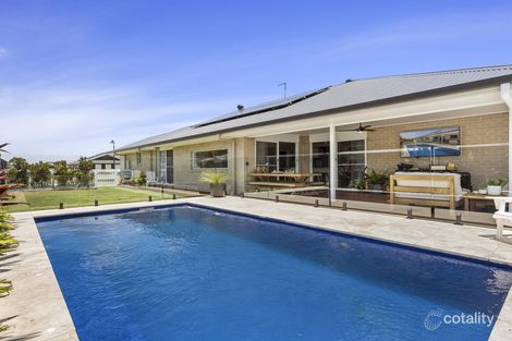 Property photo of 2 Glenbrook Street Ningi QLD 4511