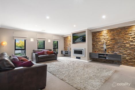 Property photo of 16 Winter Place Jerrabomberra NSW 2619