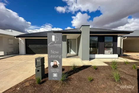 Property photo of 32 Hastwell Drive Munno Para Downs SA 5115