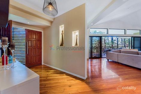 Property photo of 57 Bromfield Drive Bonogin QLD 4213